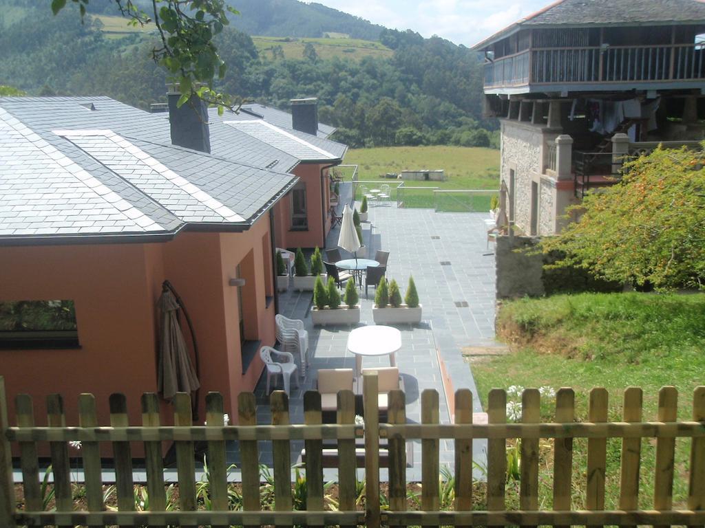 Apartamentos Arcos Del Esva Luarca Luaran gambar
